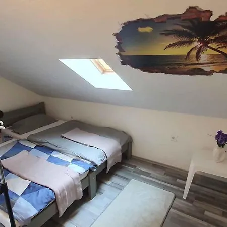 In - Balaton 44082 Apartman *