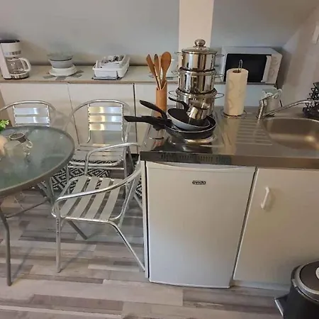 In - Balaton 44082 שיופוק